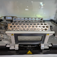 Innova S44i Double Stack Incubator image 1